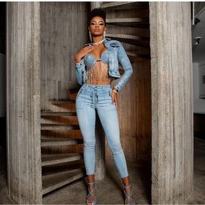 New Pitbull Buttlifting Light Blue Jeans with removable butt pads. 98% cotton.